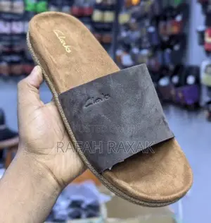 Men’S Classic Clarks Push in Slide Sandals