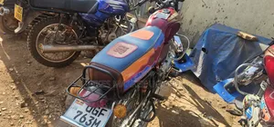 Bajaj Boxer 2025 Red