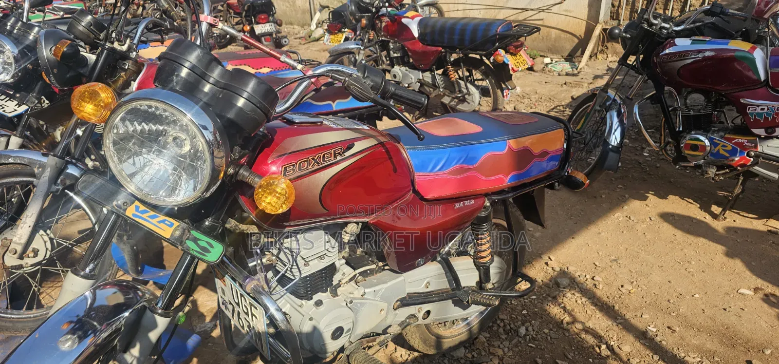 Bajaj Boxer 2025 Red