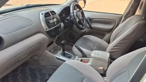 Toyota RAV4 Automatic 2003 Silver