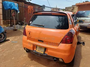 Suzuki Swift 2010 Orange