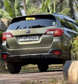 Subaru Outback 2.5i Premium AWD 2018 Green