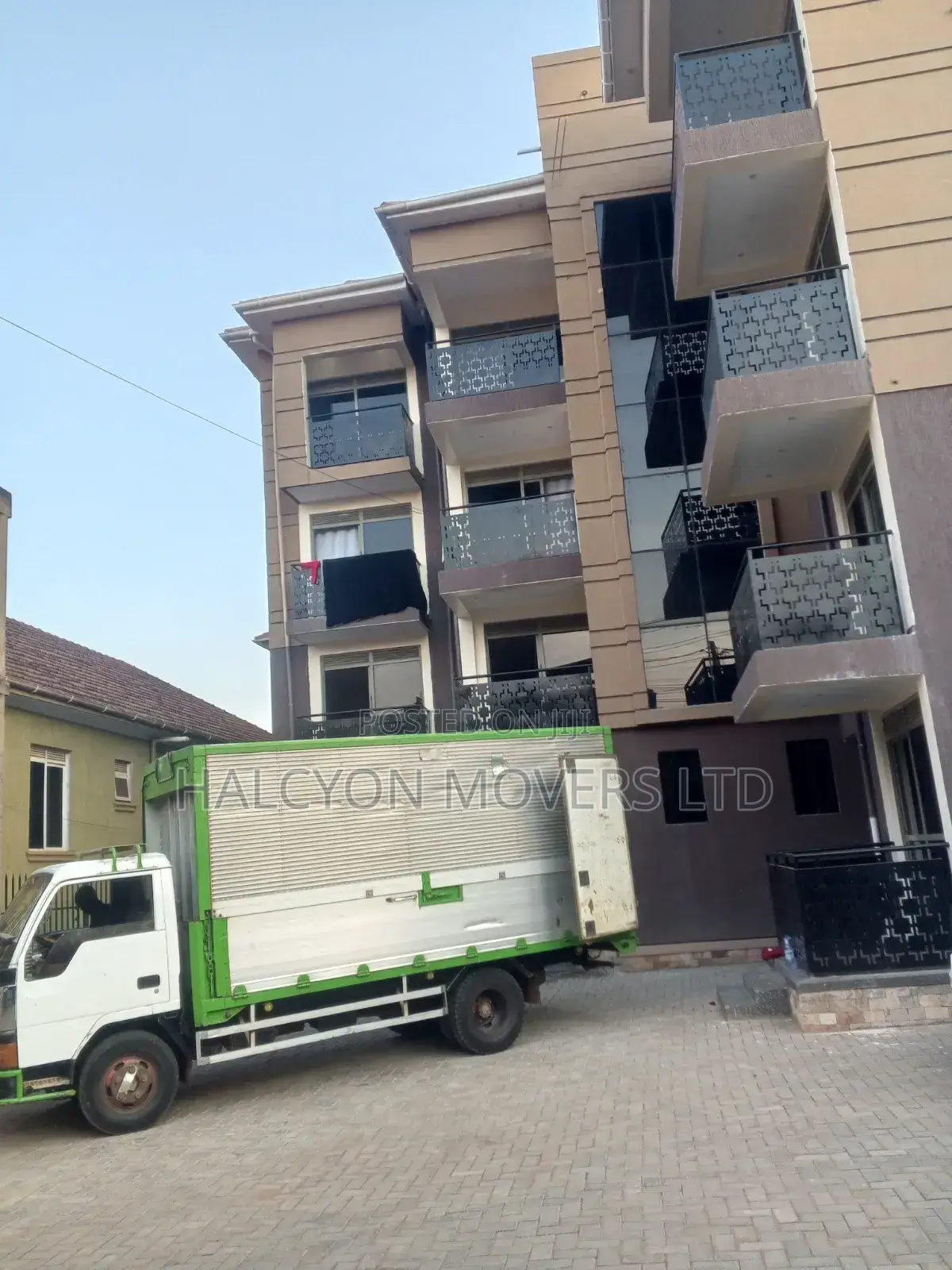 House Movers Uganda Bb4