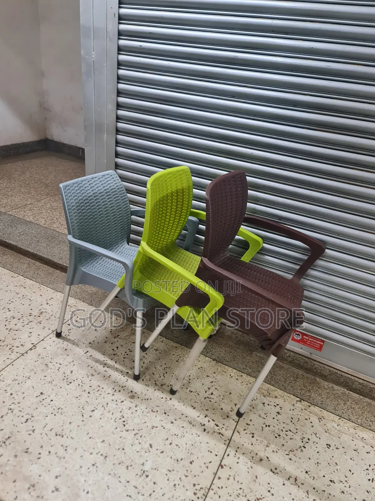 Meridian Plastic Chairs Plastic Chairs