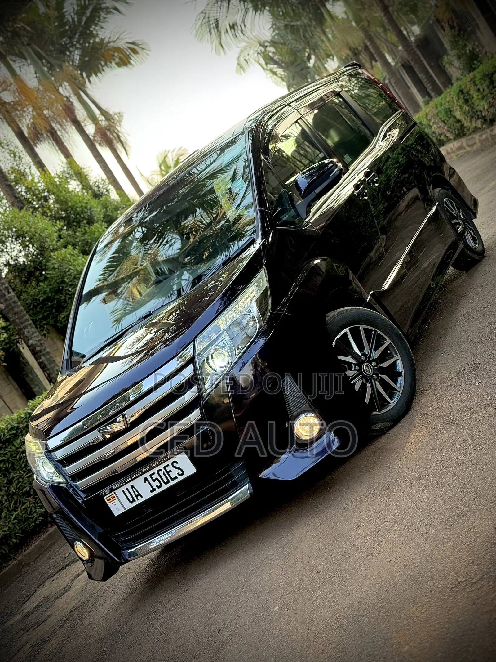 Toyota Noah 2016 Maroon