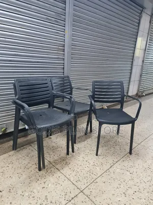 Cherry Solid Plastic Chairs Chairs for Bars