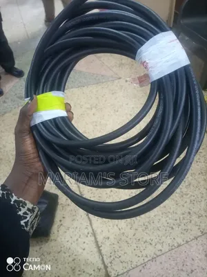 Black Rubber Hose Used For Industrial High-pressure Air.