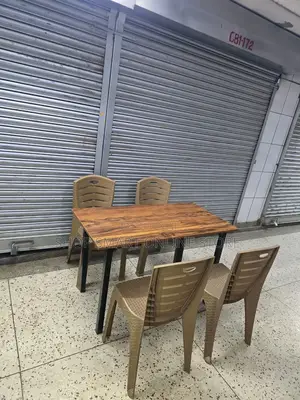 Bar and Restaurant Plastic Table and Chairs