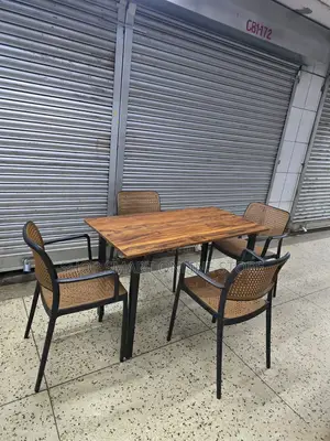 Center Stand Dining Table and Chairs