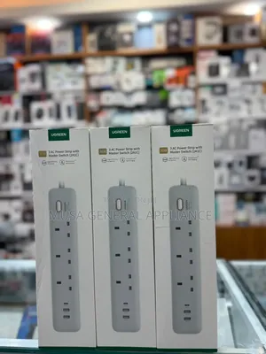 Ugreen Power Strip 6 in 1 Pd 30w (3ac, 2c1a, 2m)