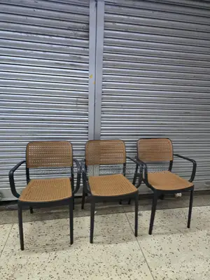 Hard Armrest Plastic Chairs Plastic Chairs