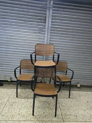 Stylishen Plastic Chairs Plastic Chairs