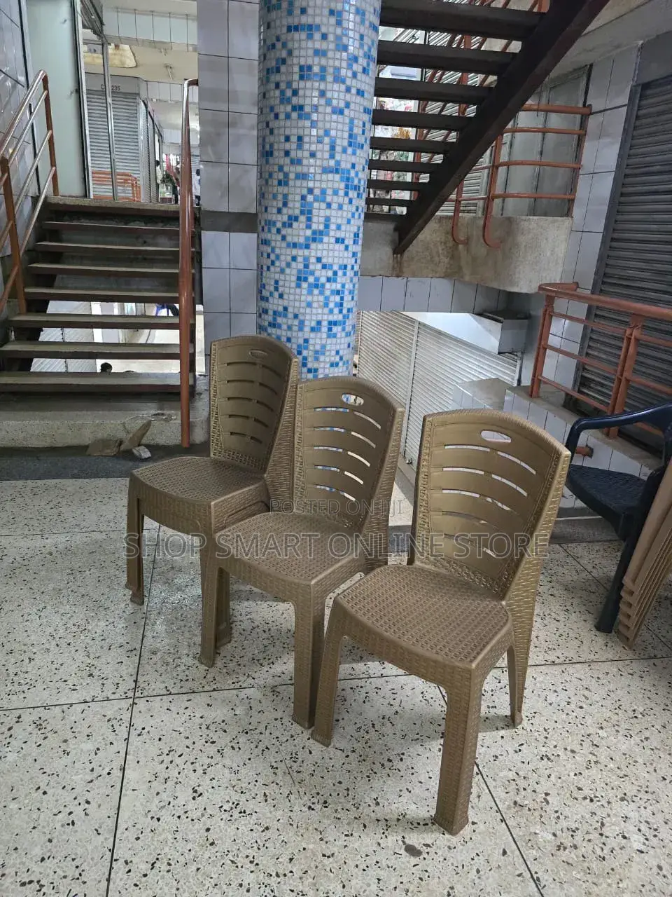 Golden Ratting Plastic Chairs Plastic Chairs