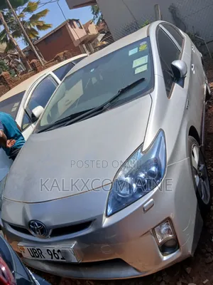 Toyota Prius 2015 Silver