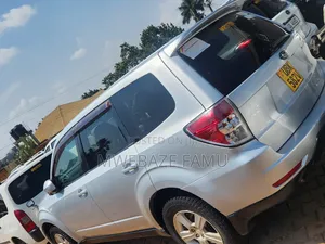 Subaru Forester 2010 Silver