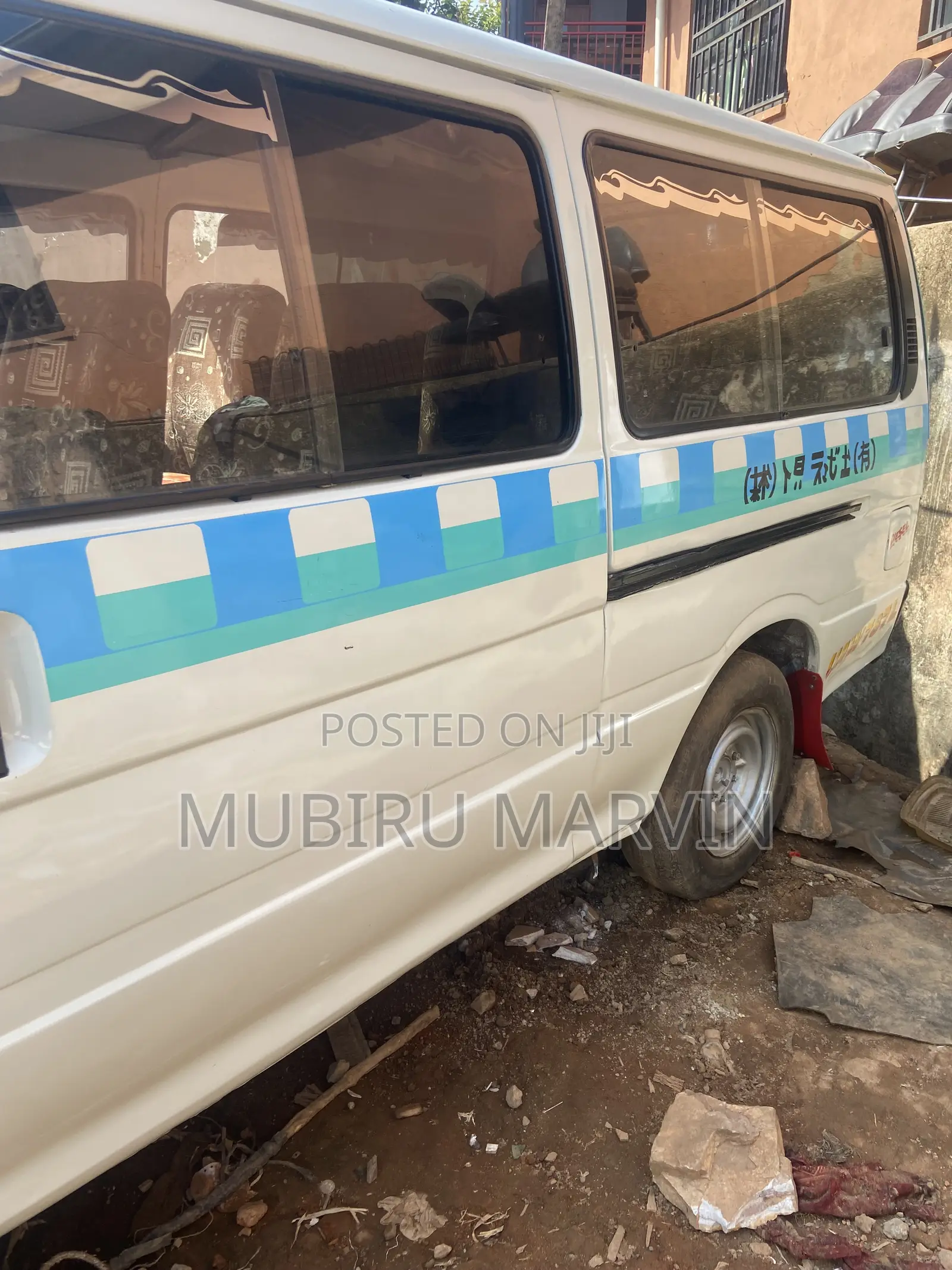 Toyota HiAce 2012 White