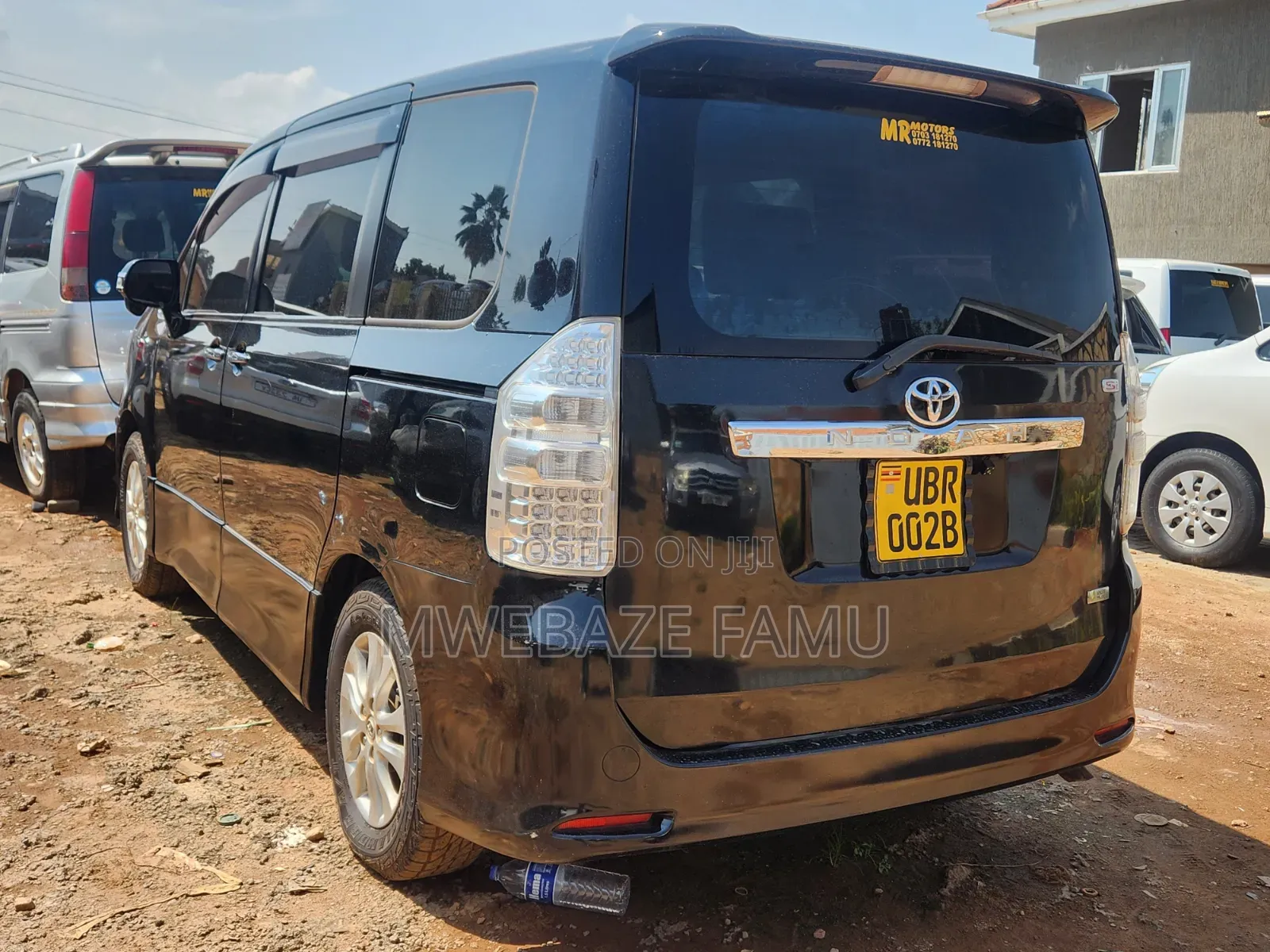 Toyota Noah 2011 Black