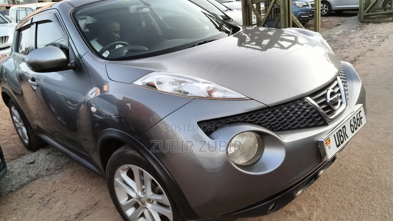 Nissan Juke 2011 Gray