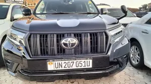 Toyota Land Cruiser Prado 2018 Black