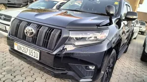 Toyota Land Cruiser Prado 2018 Black