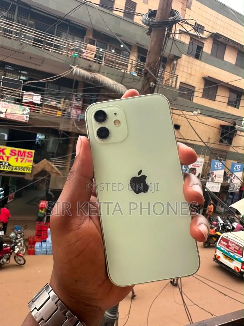 Apple iPhone 12 64 GB Yellow