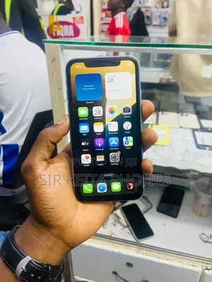 Apple iPhone 12 64 GB Yellow