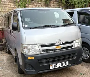 Toyota HiAce 2012 Beige