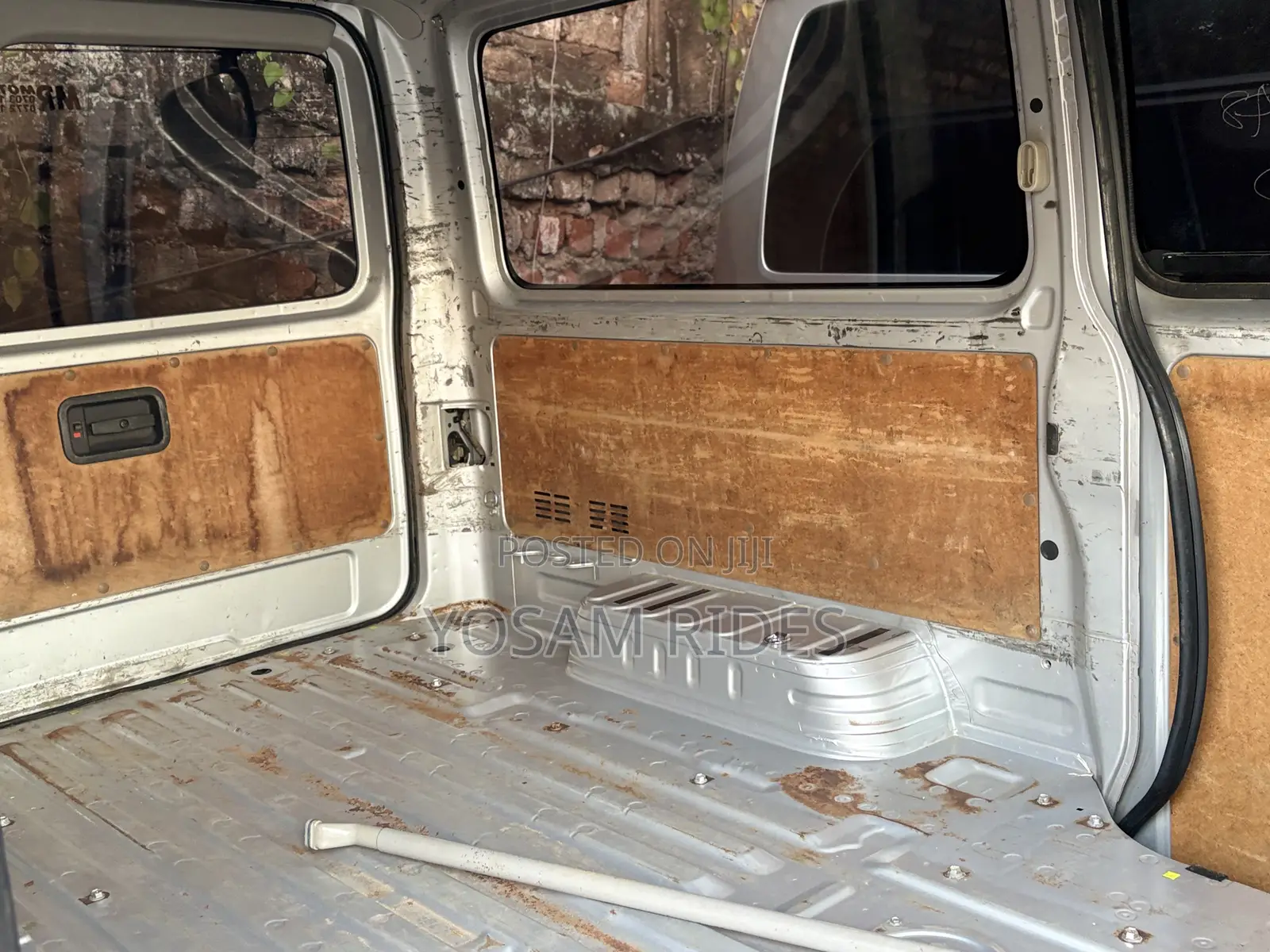 Toyota HiAce 2012 Beige