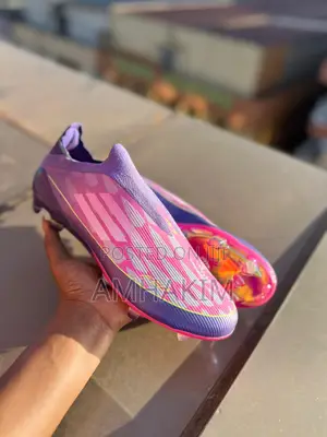 Genuine Adidas F50 Elite Lamine Yamal Laceless Striking Boots in Stock