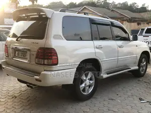 Lexus GX 470 Sport Utility 2006 White