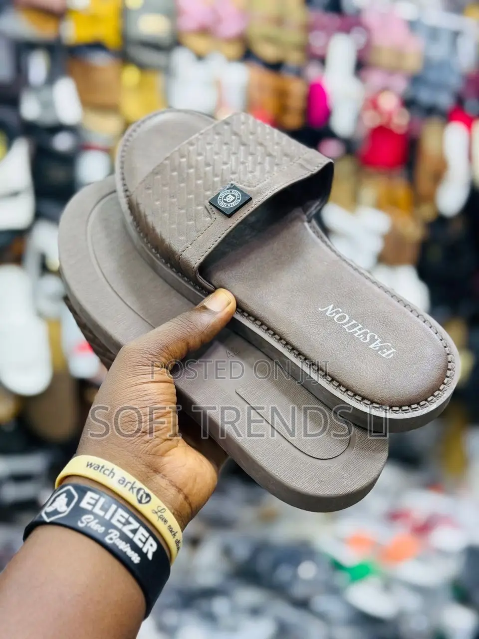 Gent’S Original Sandles