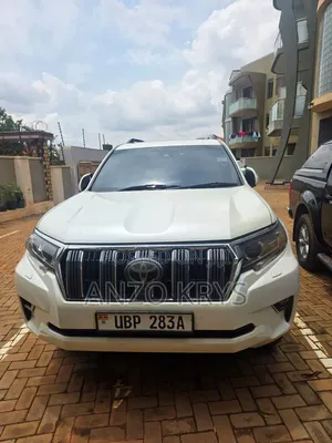 Toyota Landcruiser Tx for Hire