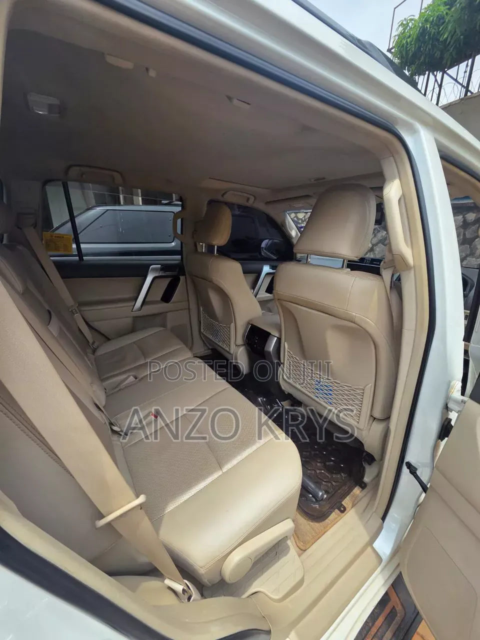 Toyota Landcruiser Tx for Hire