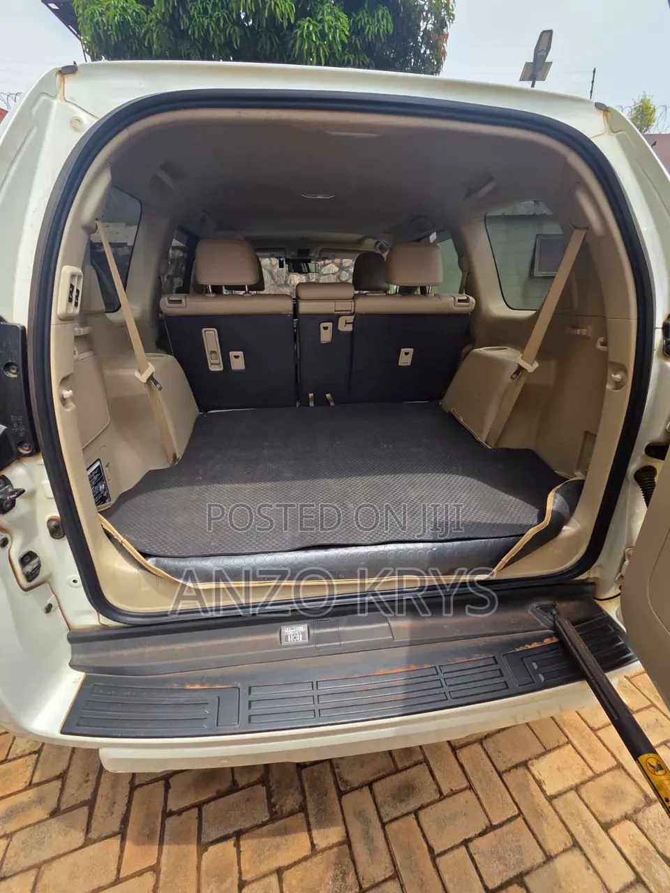 Toyota Landcruiser Tx for Hire