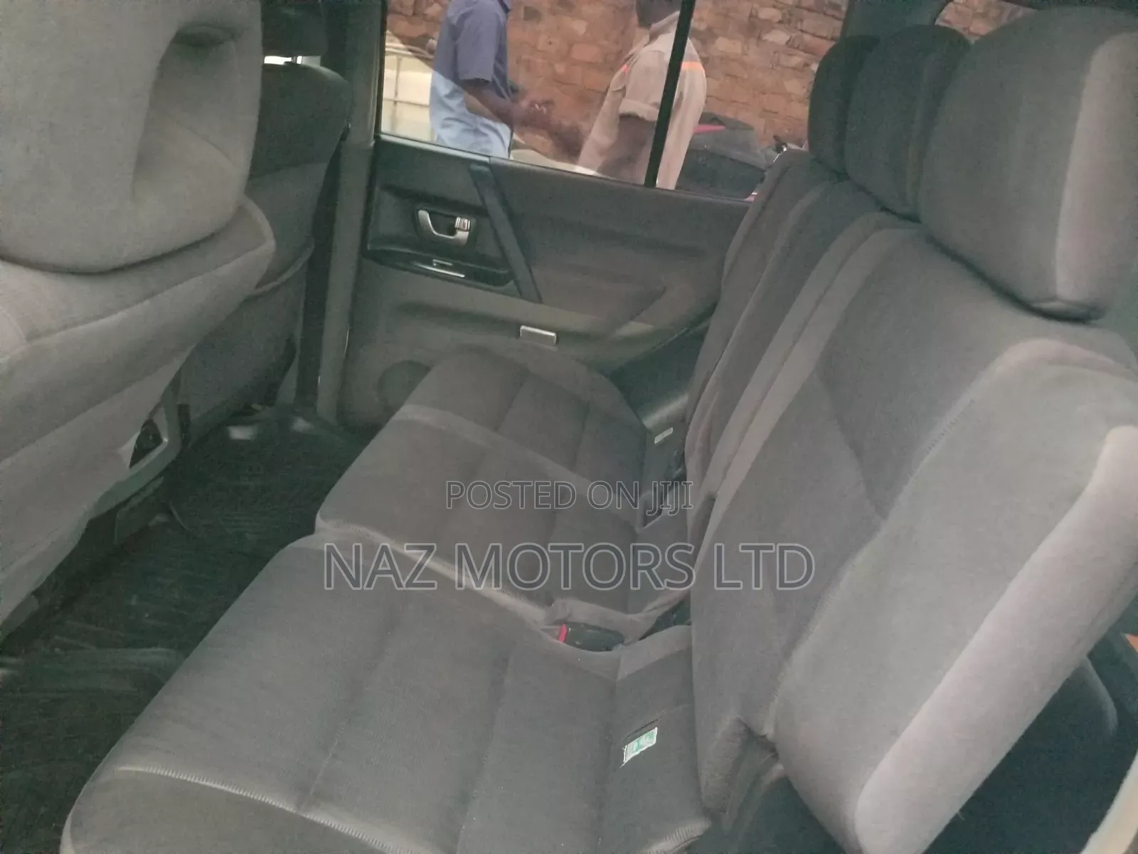 Toyota Noah 2001 White