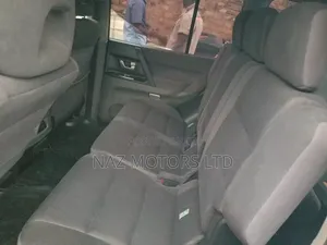 Toyota Noah 2001 White