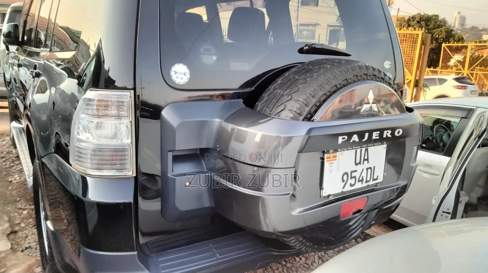 Mitsubishi Pajero 2011 Black