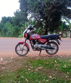 Bajaj CT 125X 2023 Red