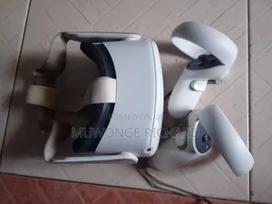 Meta Quest 2 128gb With Controllers – Ugx 550000
