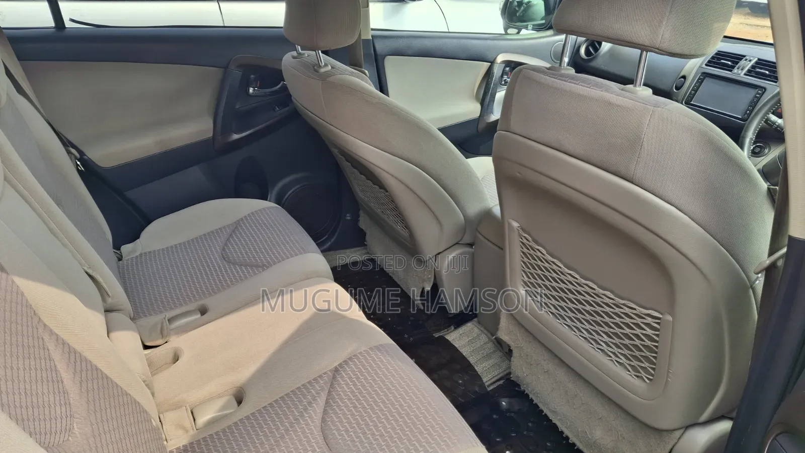 Toyota Vanguard 2011 Silver