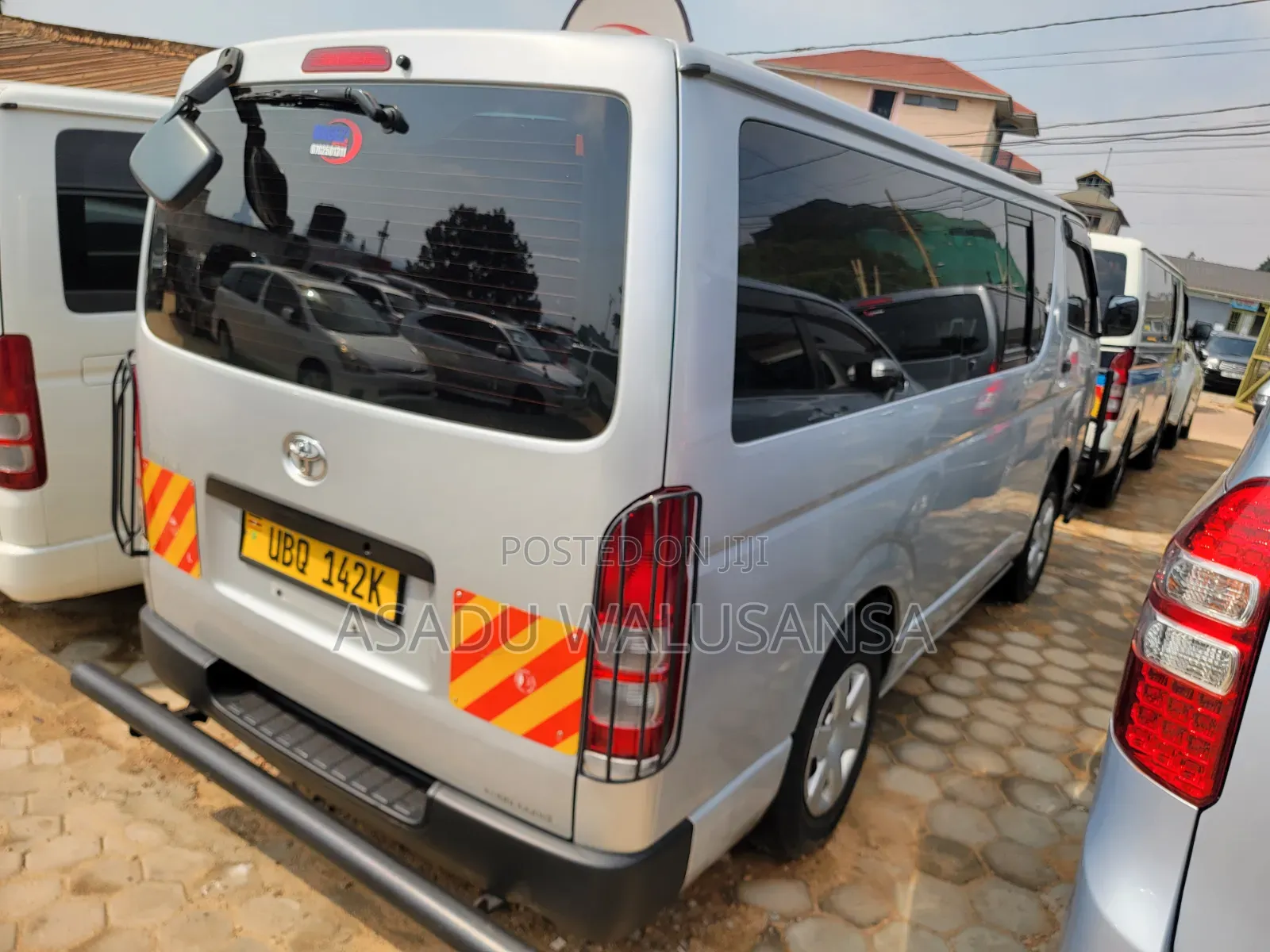 Toyota HiAce 2012 Silver