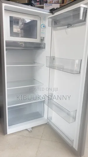 Hisence 229l Fridge With Awater Dispenser