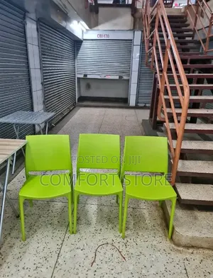 Plastic Lemon Green Restaurant Bar Hotel and Home Plastic Chairs 