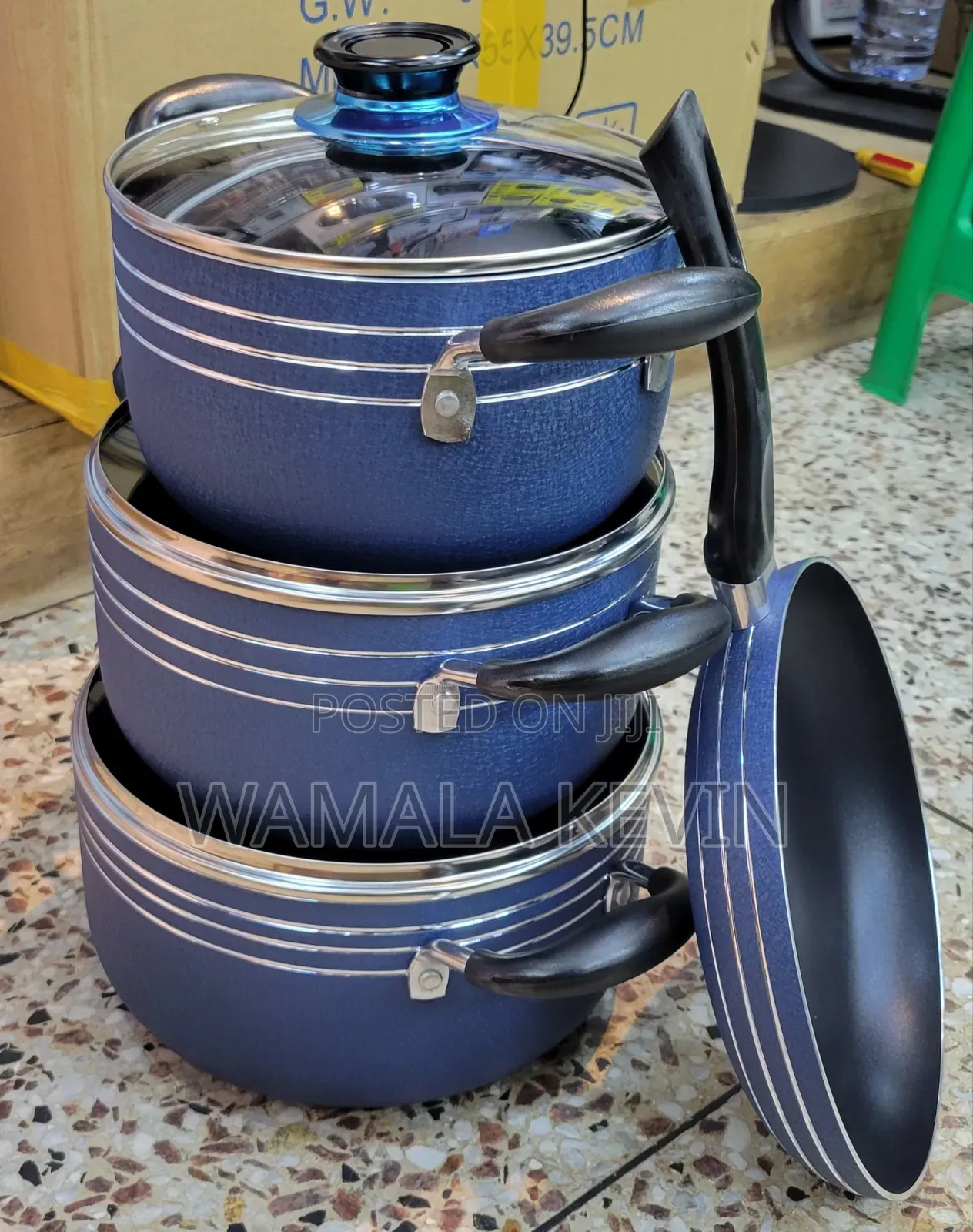 Blue Non Stick Cookware Saucepans