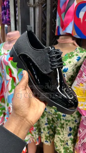 Shinny Shoes