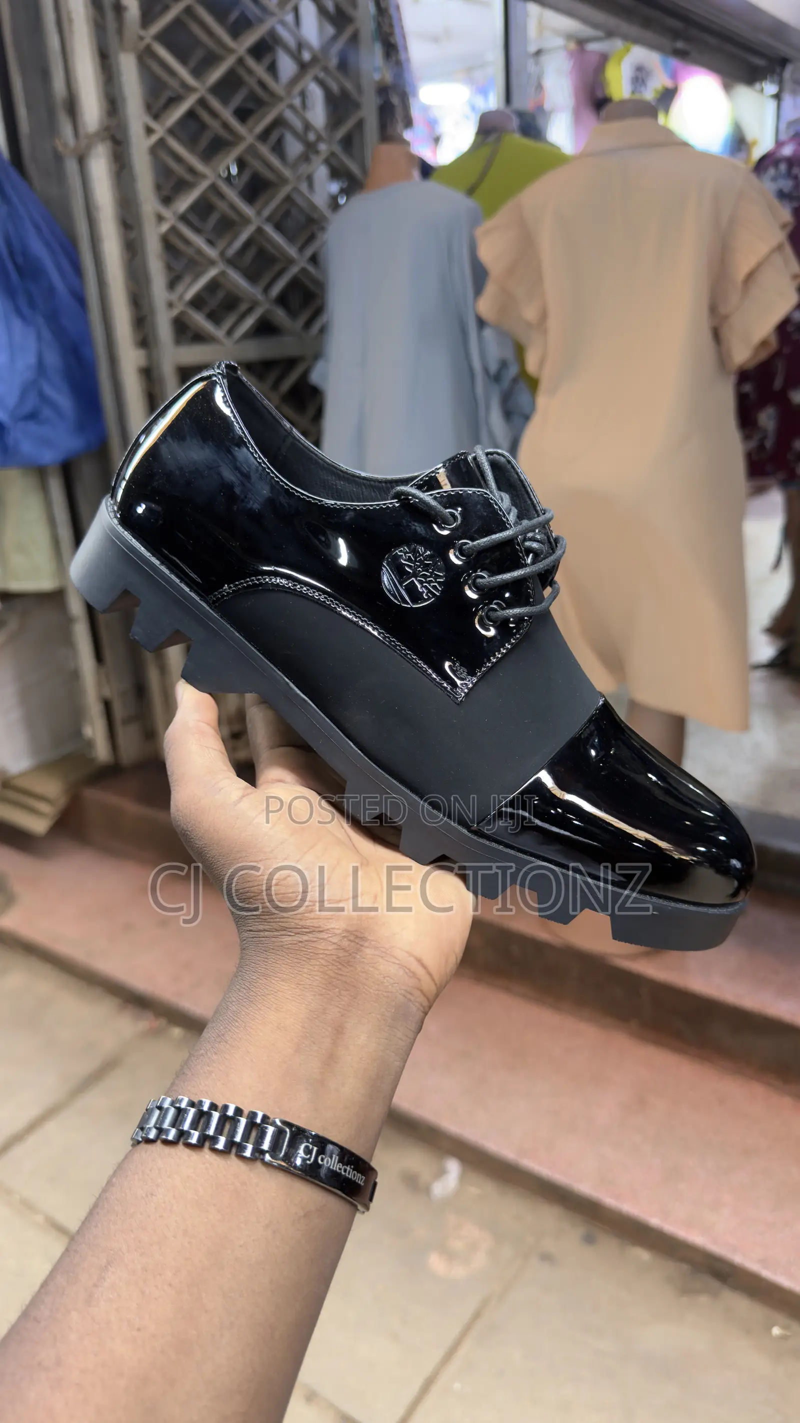 Shinny Shoes
