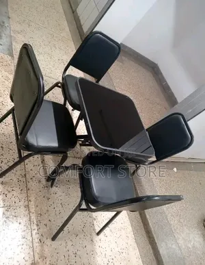 Dinning Set of Glass Table With 4 Pieces Chairs