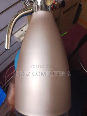 Doraling 2 Litres Vacuum Jug