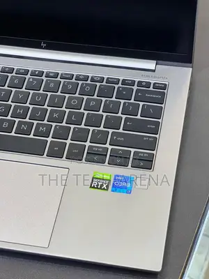 New Laptop HP ZBook Firefly 14 G10 32GB Intel Core i7 SSD 1T