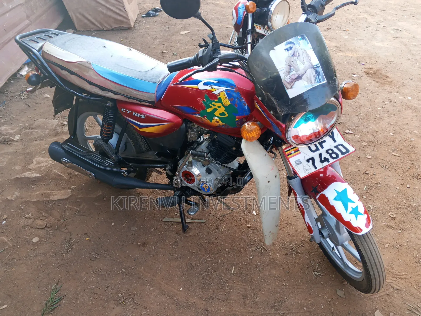 Bajaj CT 125X 2022 Red